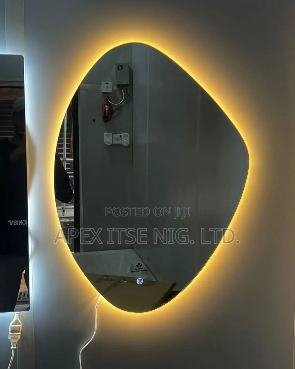 Eclipse Led Mirror
