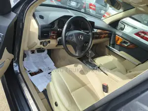 Mercedes-Benz GLK-Class 350 4MATIC 2010 Gray