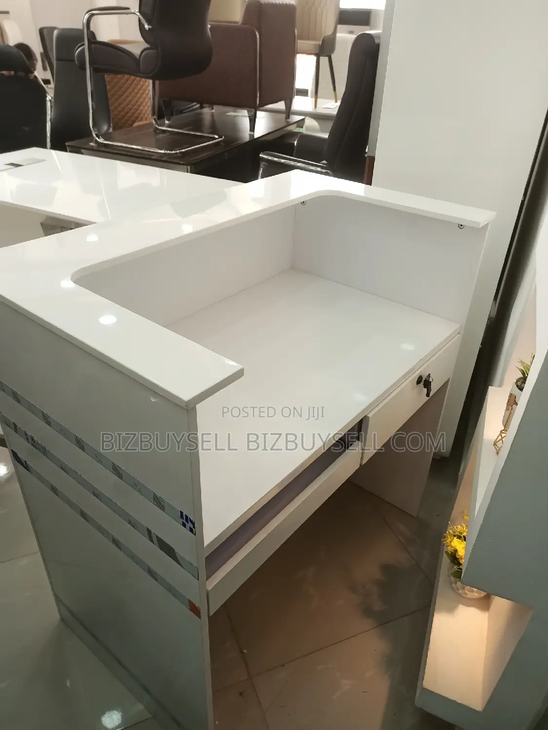 Executive Receptionist Desk