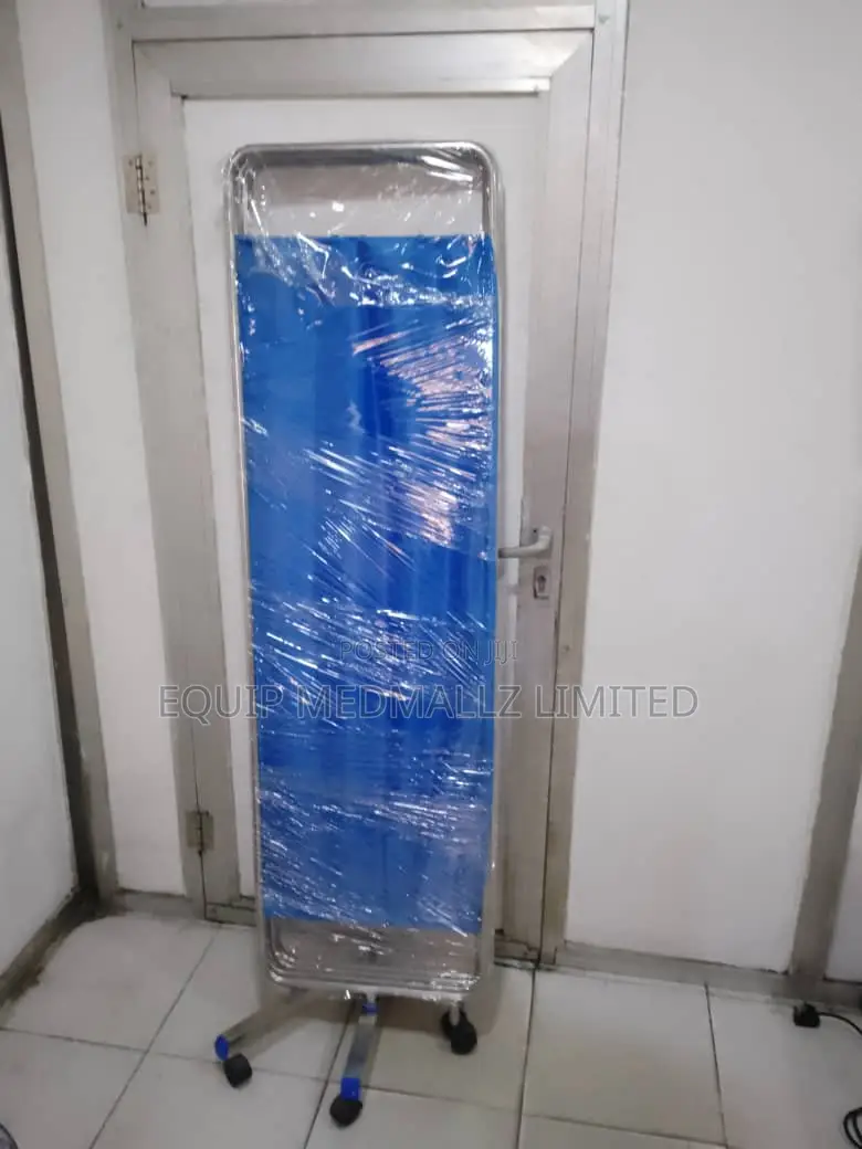 Hospital Ward Screen