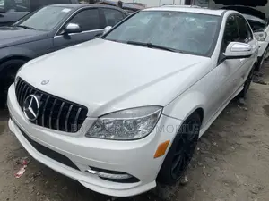 Mercedes-Benz C300 2010 White