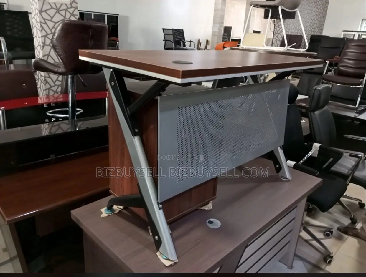 Office Table (1.2 Miter With Movable Drawer
