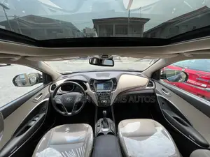 Hyundai Santa Fe Limited Ultimate AWD 2017 Black