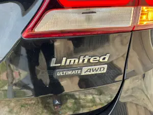 Hyundai Santa Fe Limited Ultimate AWD 2017 Black