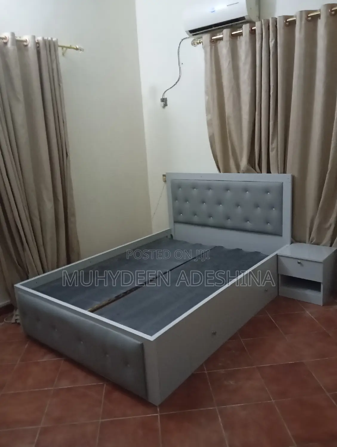 4.5ft by 6ft Bedframe