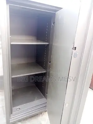 MN 009 Ultimate Fireproof Safe