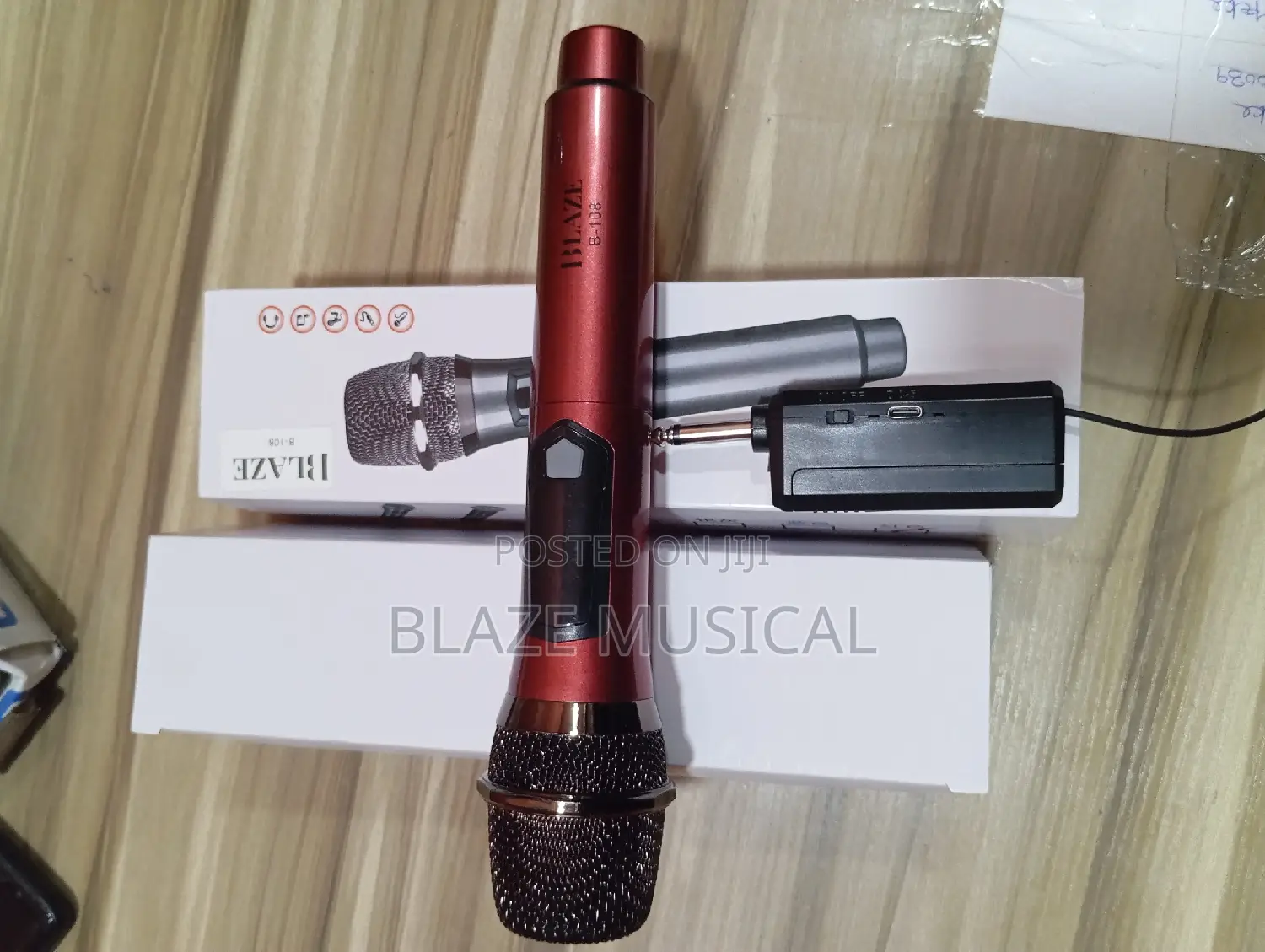 Universal Wireless Mic 