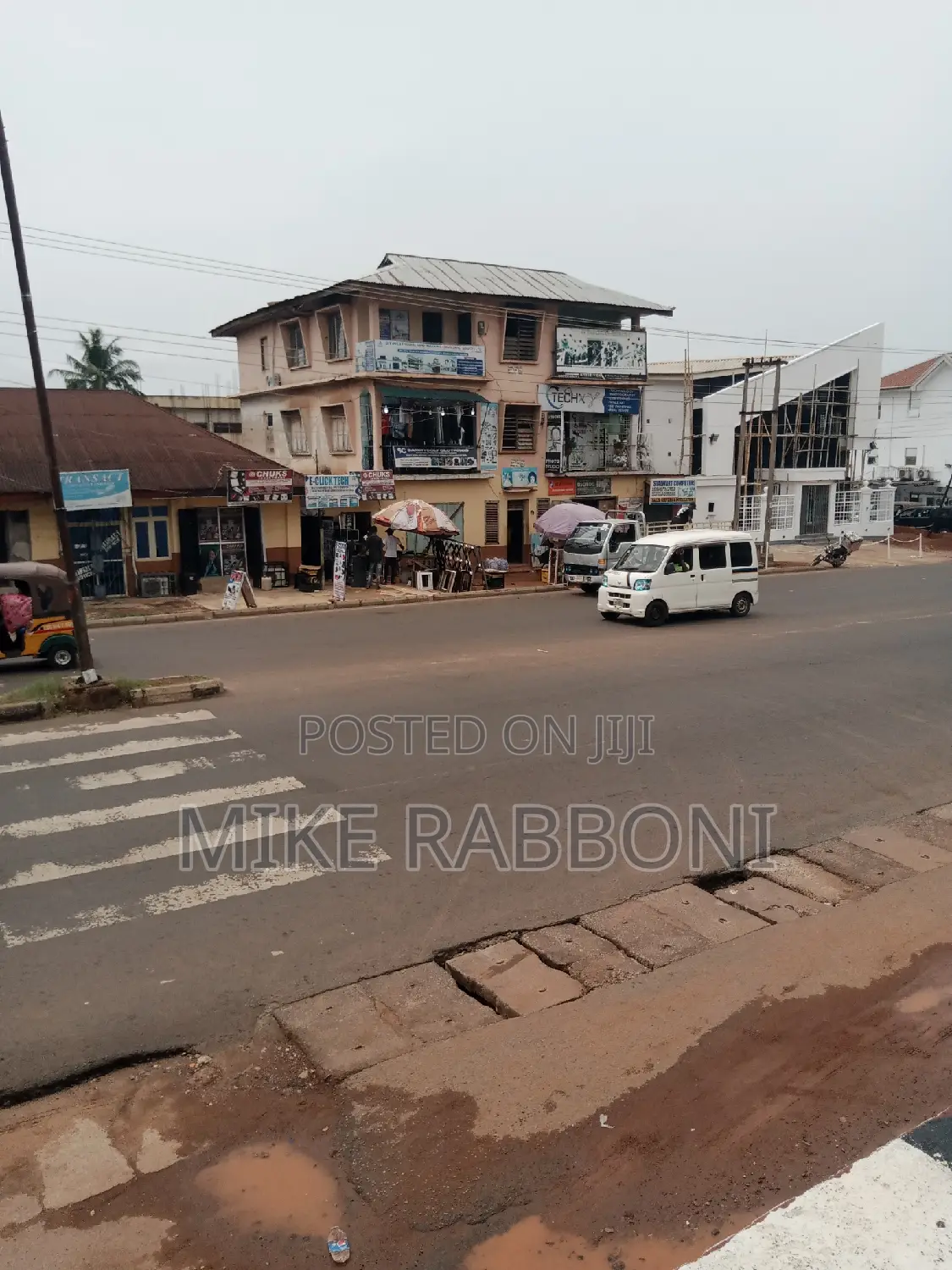 A 500 SQM 2 Storey Building With Cofo at Ogbui Major Road