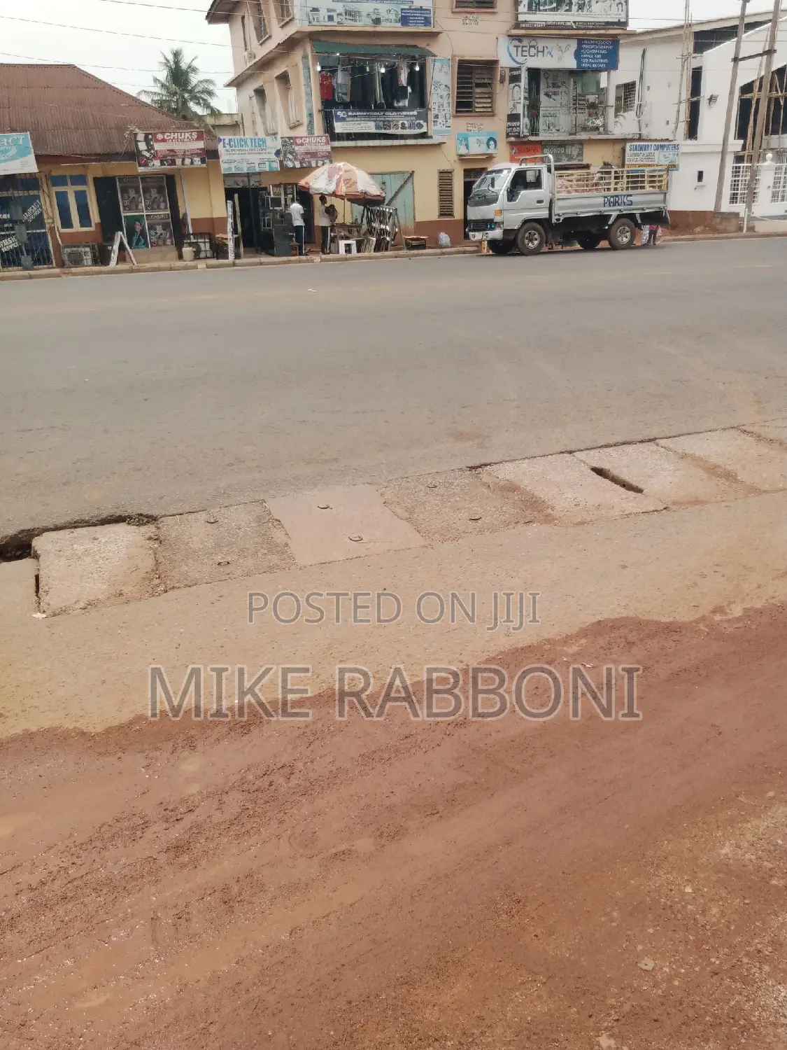 A 500 SQM 2 Storey Building With Cofo at Ogbui Major Road