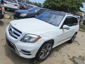 Mercedes-Benz GLK-Class 350 4MATIC 2014 White