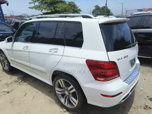 Mercedes-Benz GLK-Class 350 4MATIC 2014 White