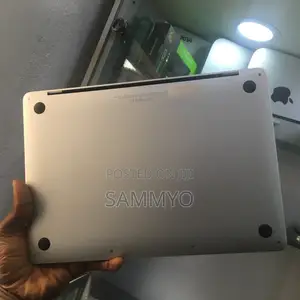 Laptop Apple MacBook Pro 2017 8GB Intel Core i5 SSD 256GB