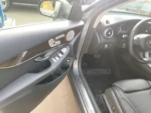 Mercedes-Benz GLC-Class 2016 Gray