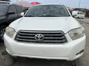 Toyota Highlander Limited 2010 White
