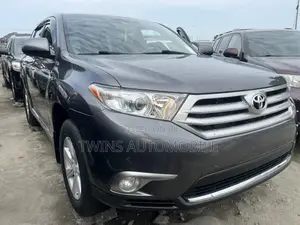 Toyota Highlander Limited 2012 Gray