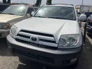 Toyota 4-Runner Limited V6 4x4 2005 White