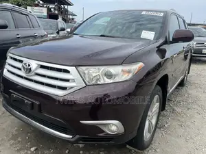 Toyota Highlander Limited 3.5l 4WD 2013 Burgundy