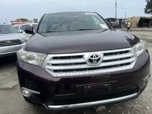 Toyota Highlander Limited 3.5l 4WD 2013 Burgundy