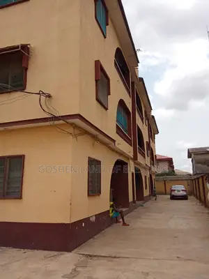 2bdrm Block of Flats in Governor Road Ikotun, Alimosho for sale