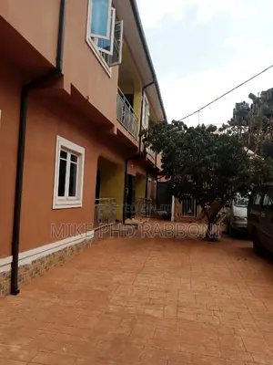 3bdrm Block of Flats in Premier Layout, Enugu for rent