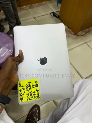 Laptop Apple MacBook Pro 2019 16GB Intel Core I7 SSD 256GB