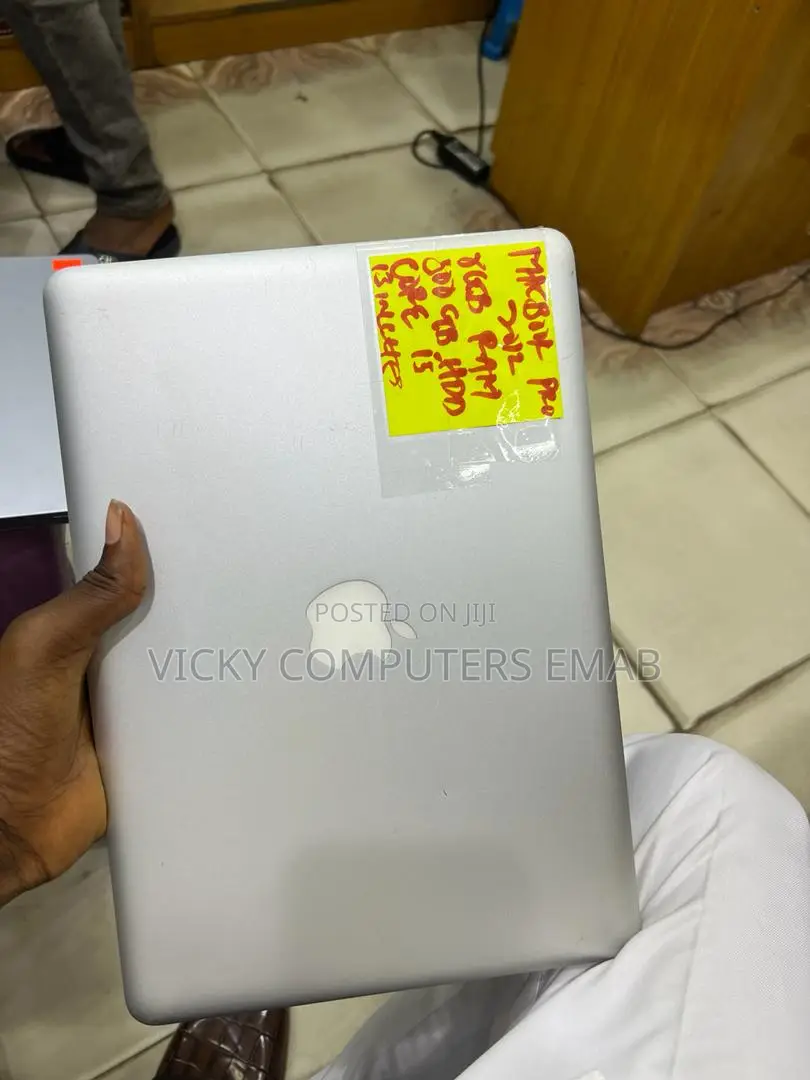 Laptop Apple MacBook Pro 2012 8GB Intel Core I5 SSD 500GB