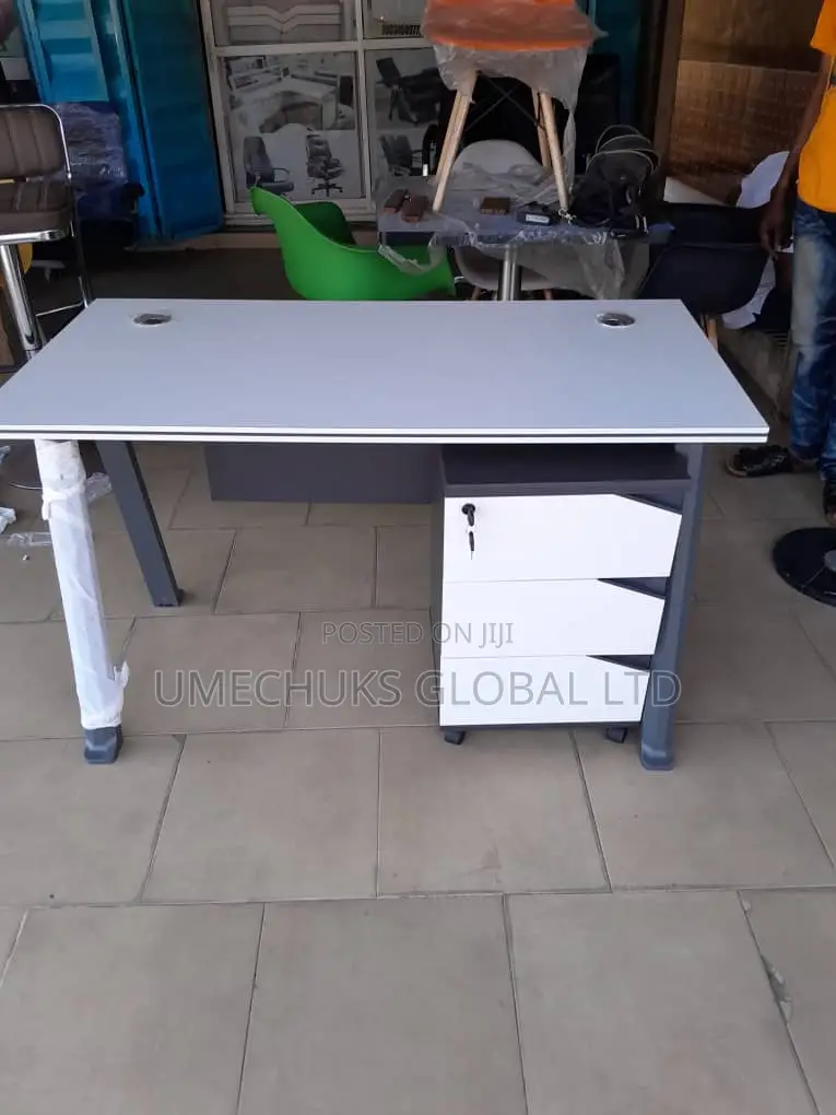 Super Quality 1.2m Executive Office Table