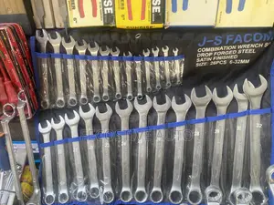 Set of Spanner Big and Small
