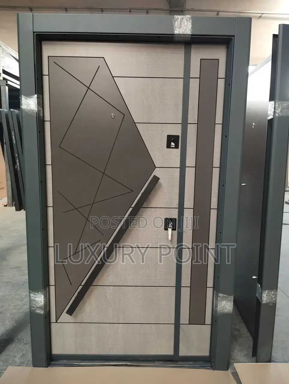 Luxury Door 4xd