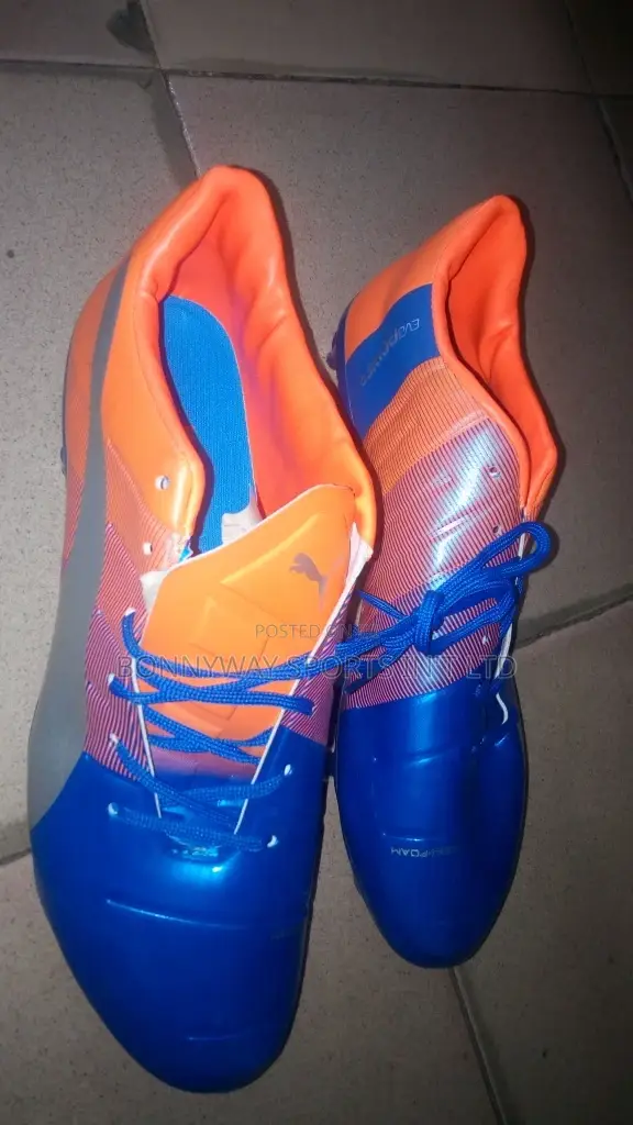 Get Ur Various Adidas,Nike,Puma Boot