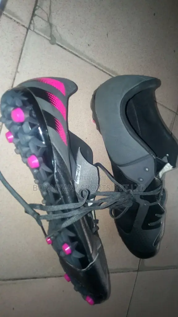 Get Ur Various Adidas,Nike,Puma Boot