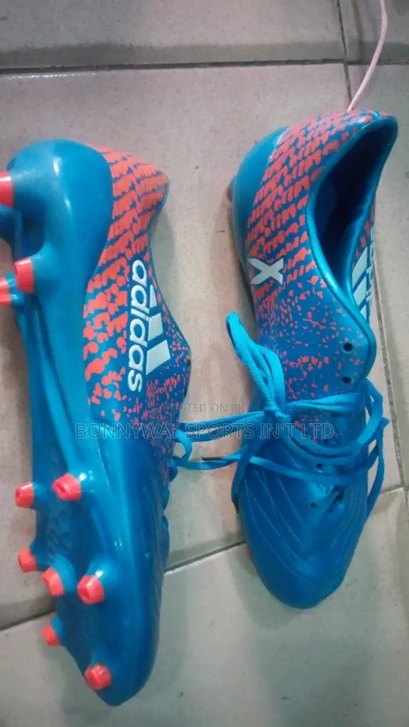 Get Ur Various Adidas,Nike,Puma Boot
