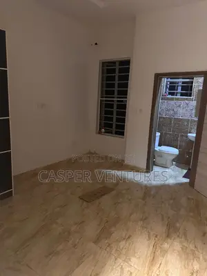 1bdrm Shared Apartment in Van Daniels, Lekki Phase 2 for rent