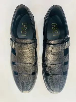 OGGI Men's Lovely Sandals