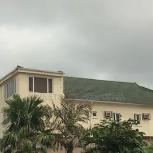 26rooms Functioning Hotel at Shasha Akowonjo
