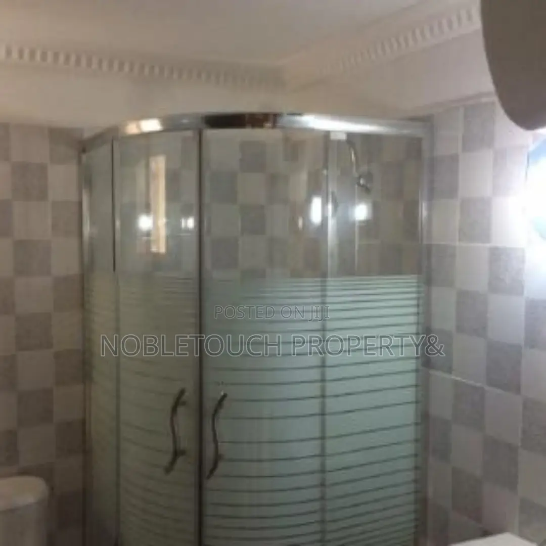 26rooms Functioning Hotel at Shasha Akowonjo