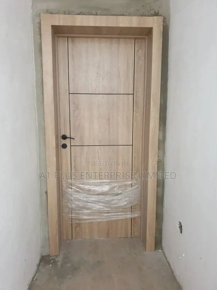 Internal Flush Door With Grooves