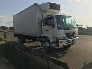 Nissan UD 2007 White