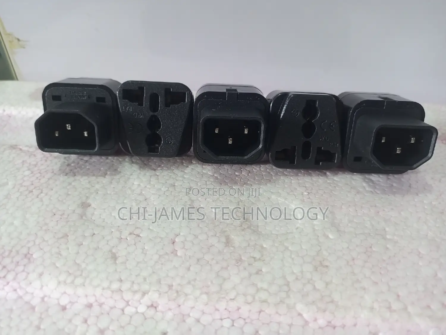 UPS Adapter Plug