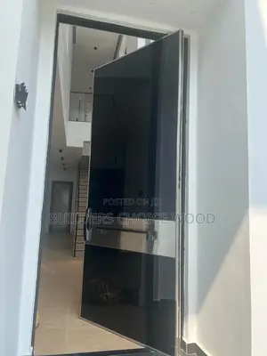 Pivot Chrome and Black Door