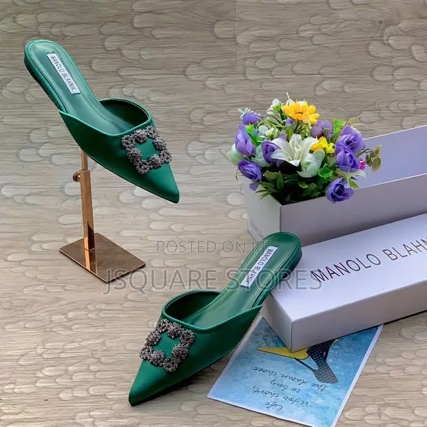 Ladies Slippers Manolo Blahnik Slippers Royal Variety Kate