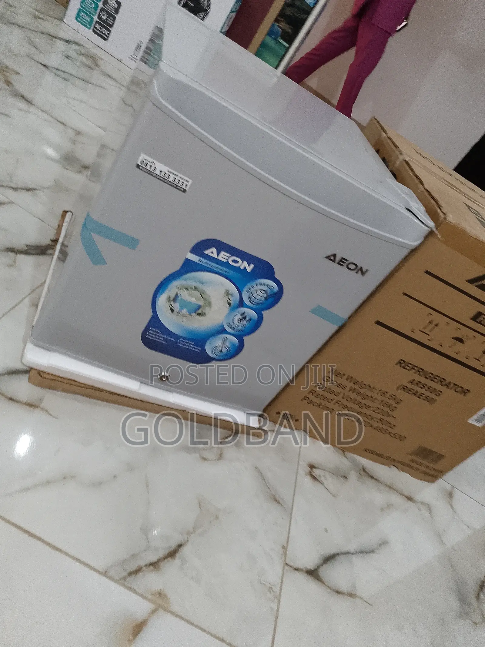 Efficient Aeon 45 Litres Refrigerator (Bedside)