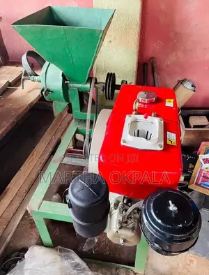 Grinding Machine With Diesel Engine