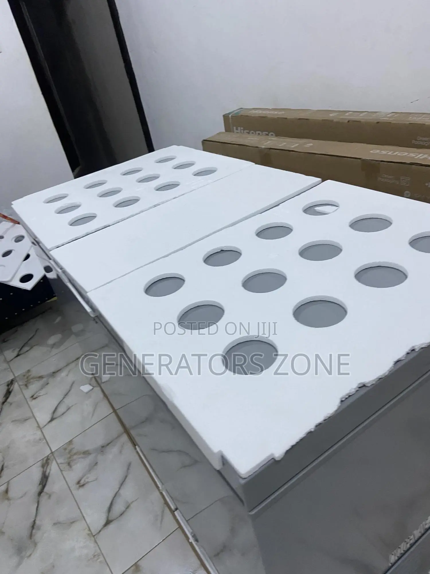 Noiseless Hisense Chest Freezer