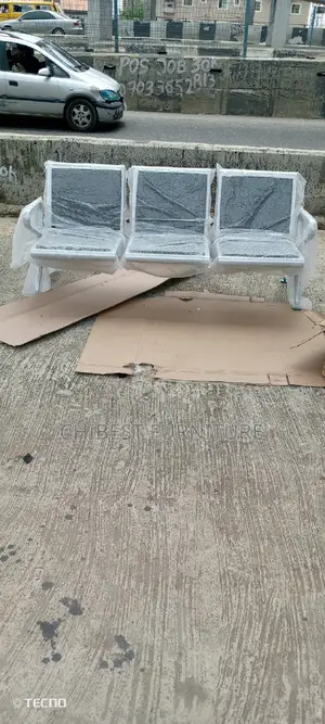 Standard Airpord Chair for Visitors