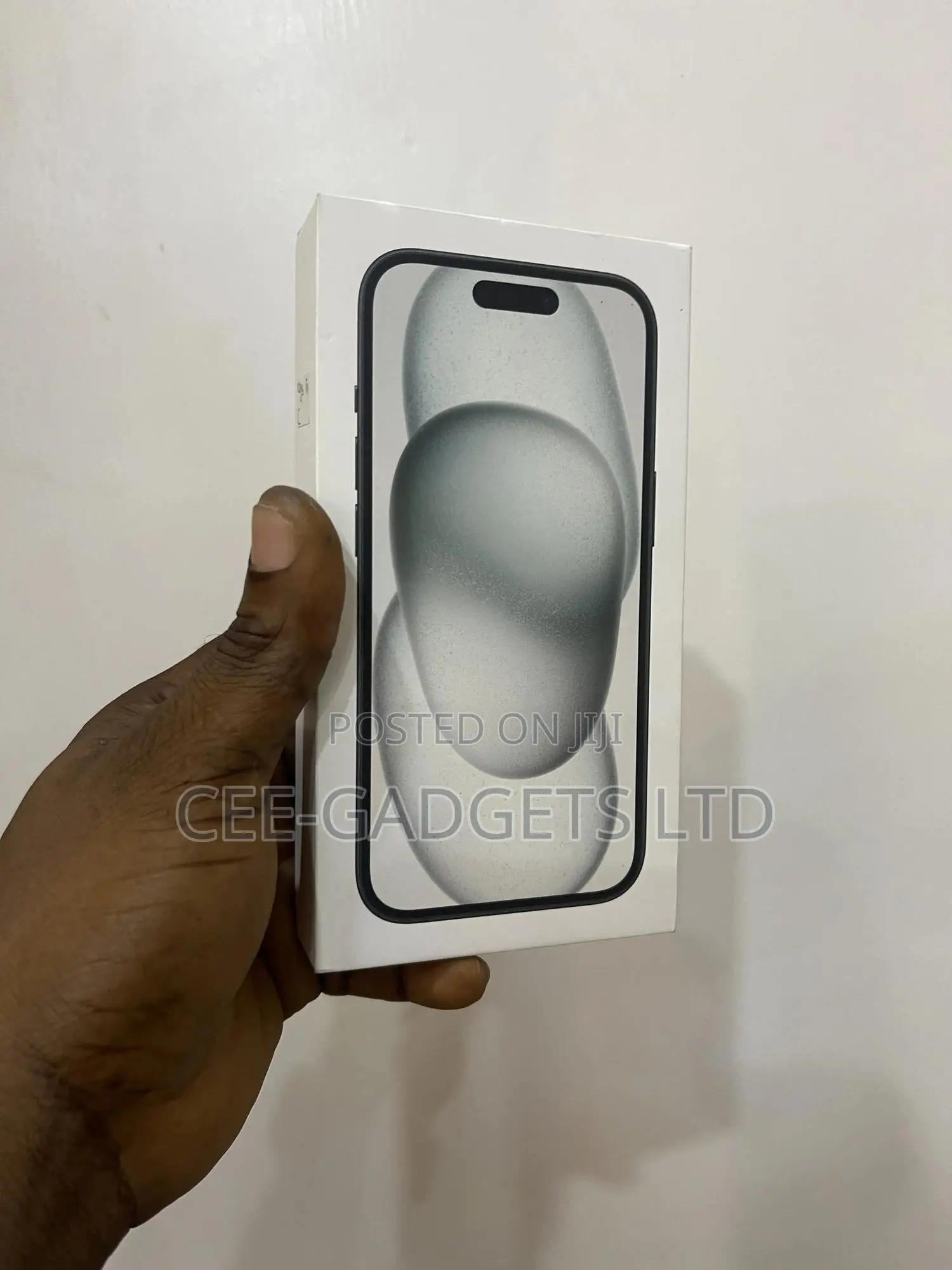 New Apple iPhone 15 128 GB Black