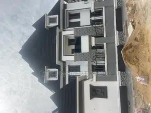 8bdrm Duplex in Efab Metropolis, Gwarinpa for sale