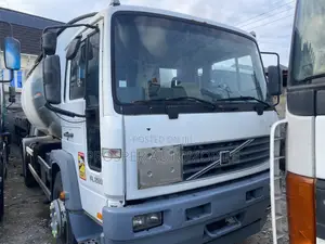 Volvo Gas Tank Truck