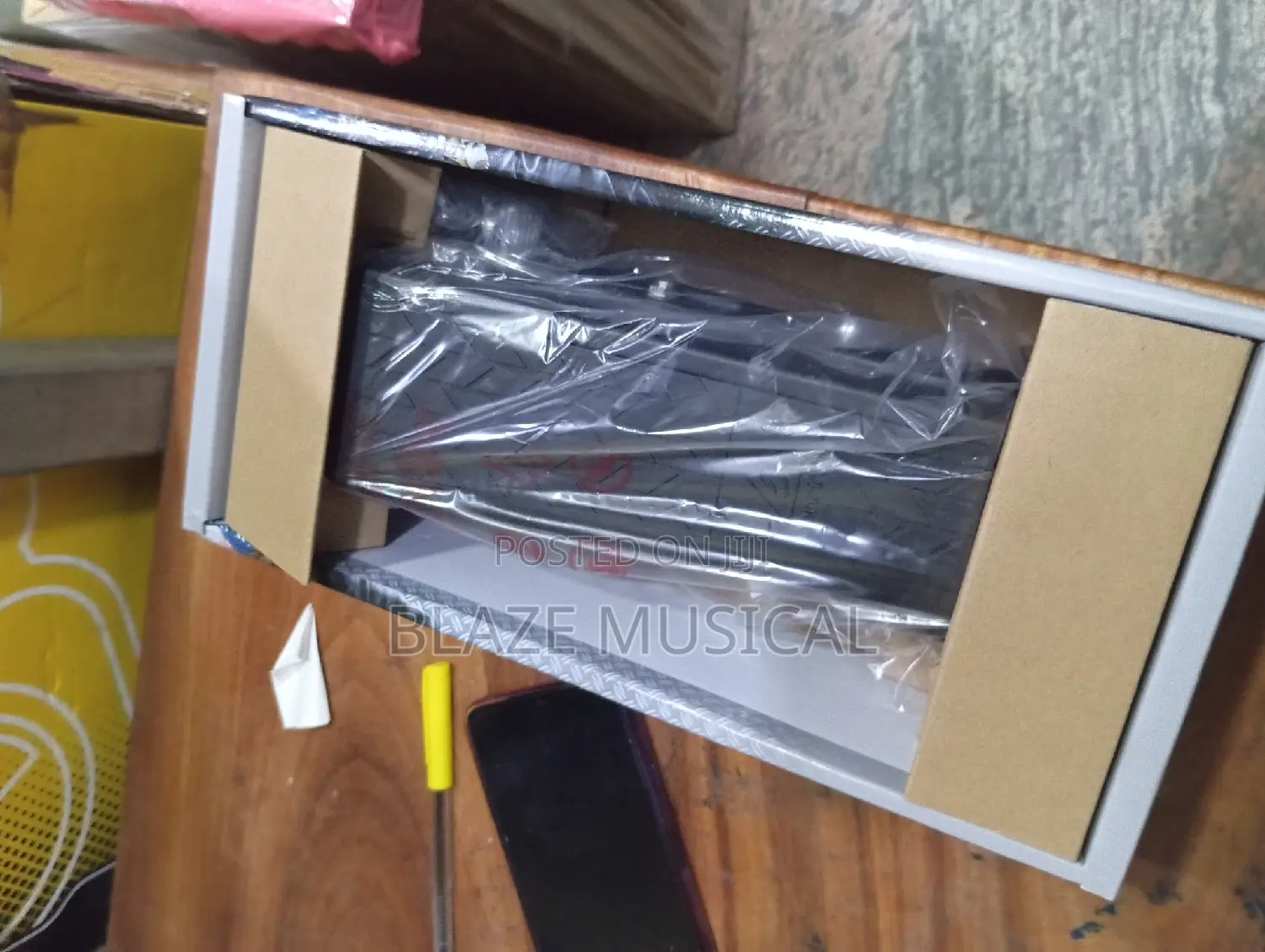 Beringer Sustain Pedal