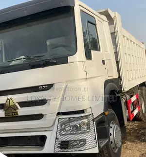Lovely And Affordable Foreign Used Sinotruk Selling Hot